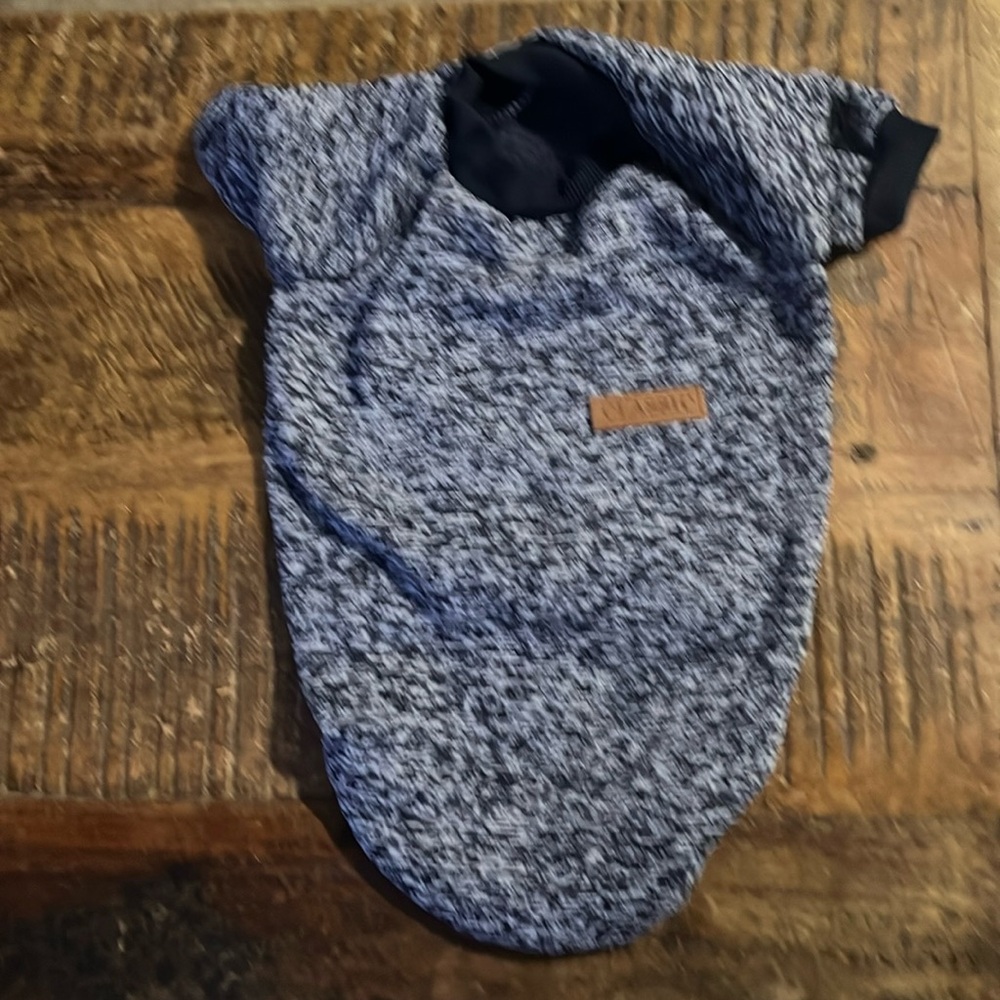 ☀️3 FOR $25 Pup Sweatshirt - Large